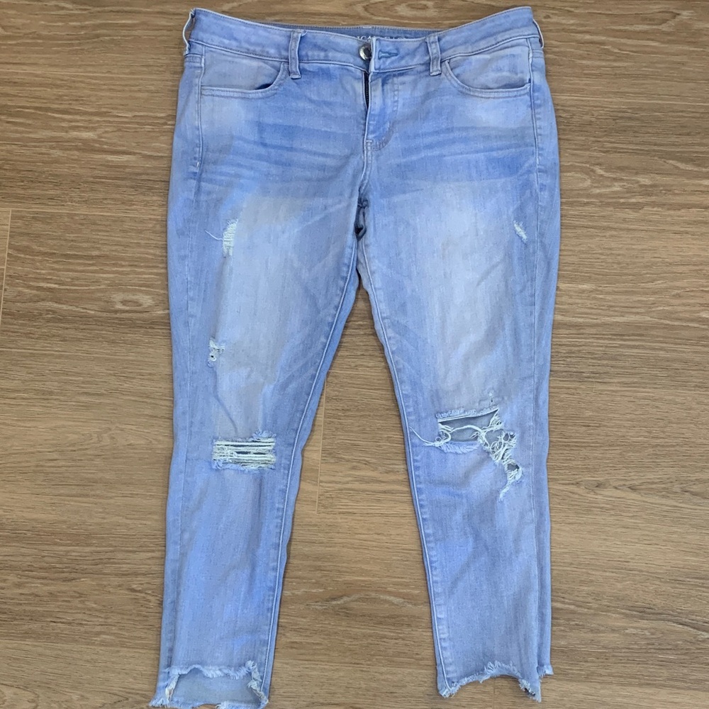 American Eagle Distressed Jeans for Women